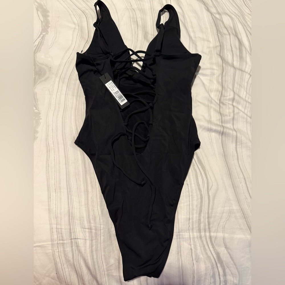 TA3 Hi Cut Plungey Black One-Piece Swimsuit NWT L REG / LONG - Picture 4 of 6